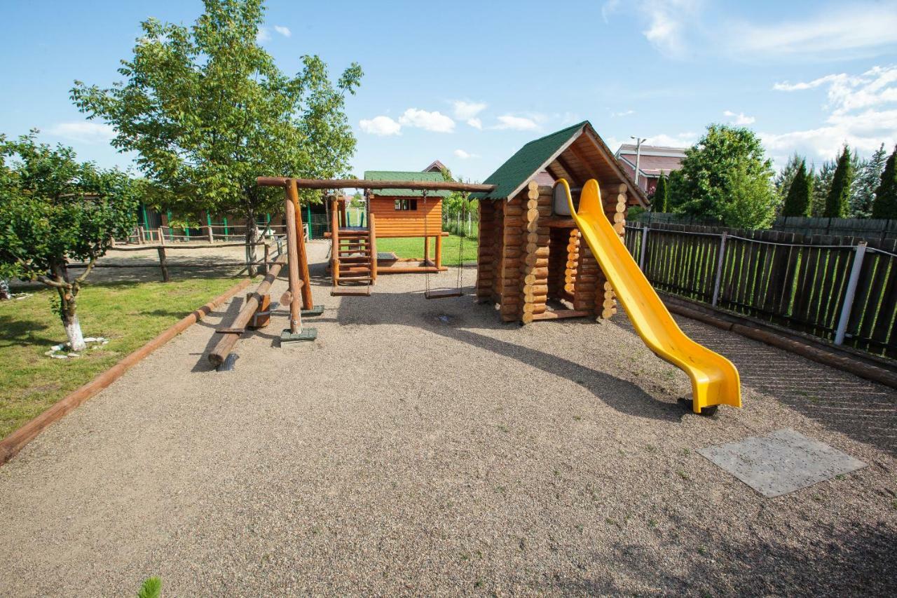 Magic Garden By Vladut Otel Bacău Dış mekan fotoğraf